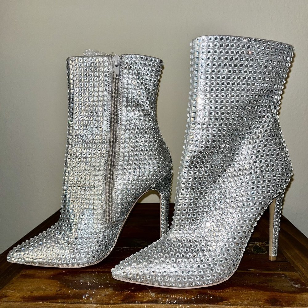 NEW/unused Steve Madden Bling Bling and SPARKLY Stiletto ankle boots, 7 1/2M